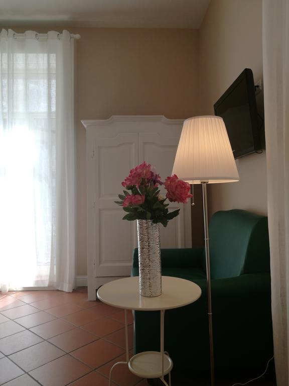Bed&Breakfast Morelli 49 Neapel Exterior foto